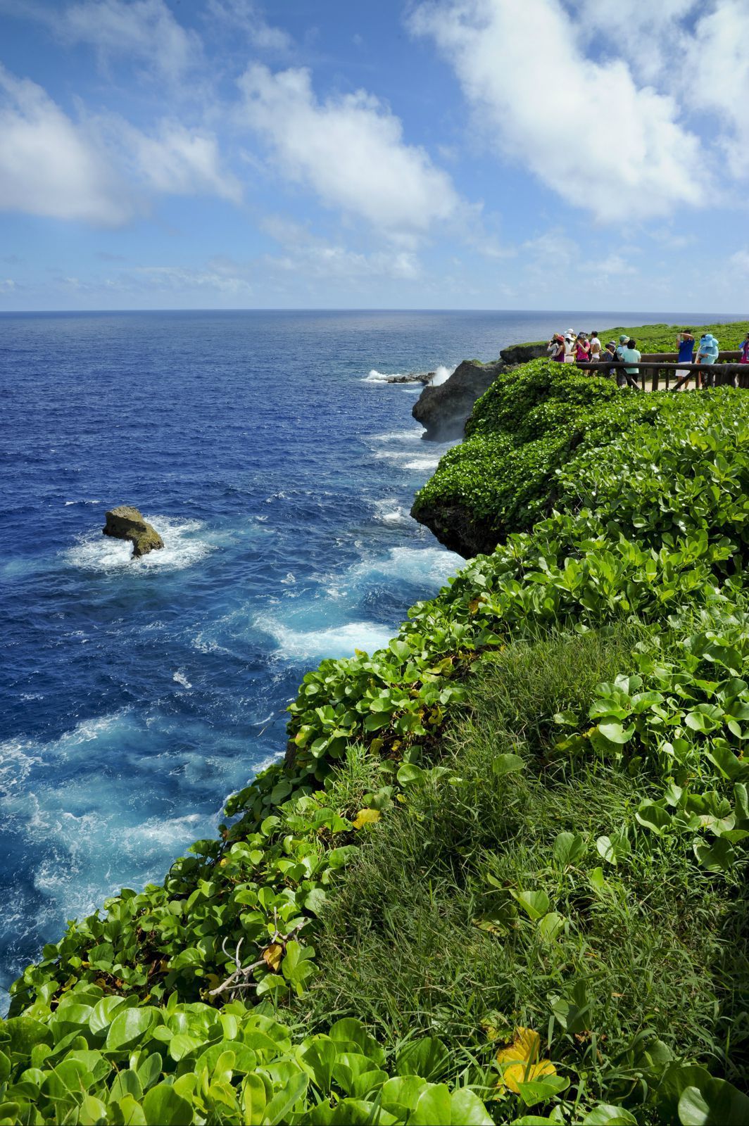 【携程攻略】塞班岛万岁崖景点,海边的低矮悬崖,历史味儿十足,暴晒