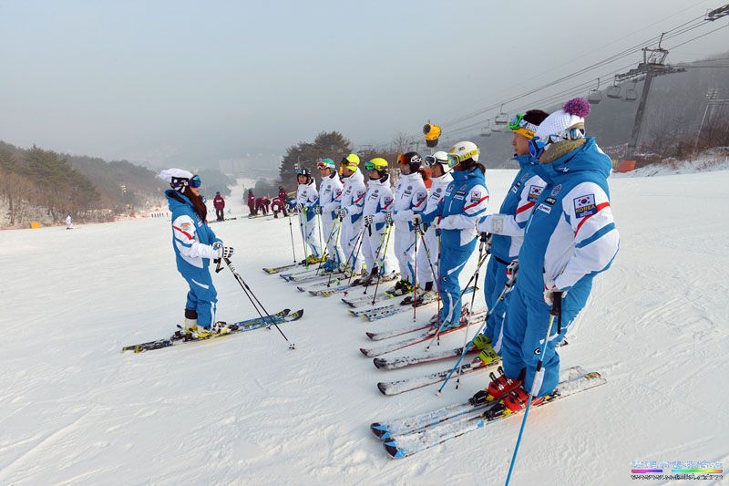 韩国首尔5日4晚跟团游·首尔 济州 冬季滑雪 海水汗蒸温泉 乐天世界