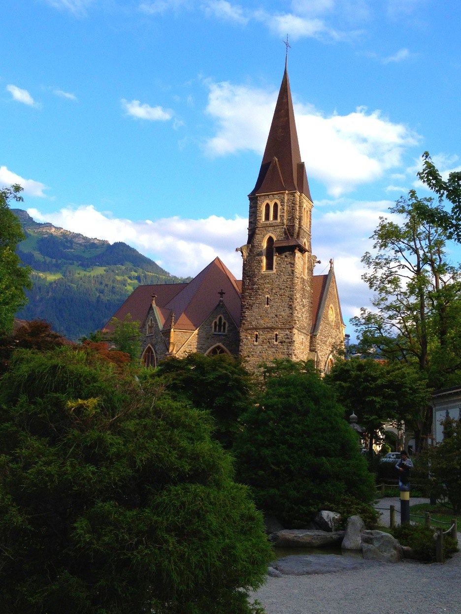 【携程攻略】因特拉肯因特拉肯景点,来瑞士应该肯定都要到因特拉肯吧,