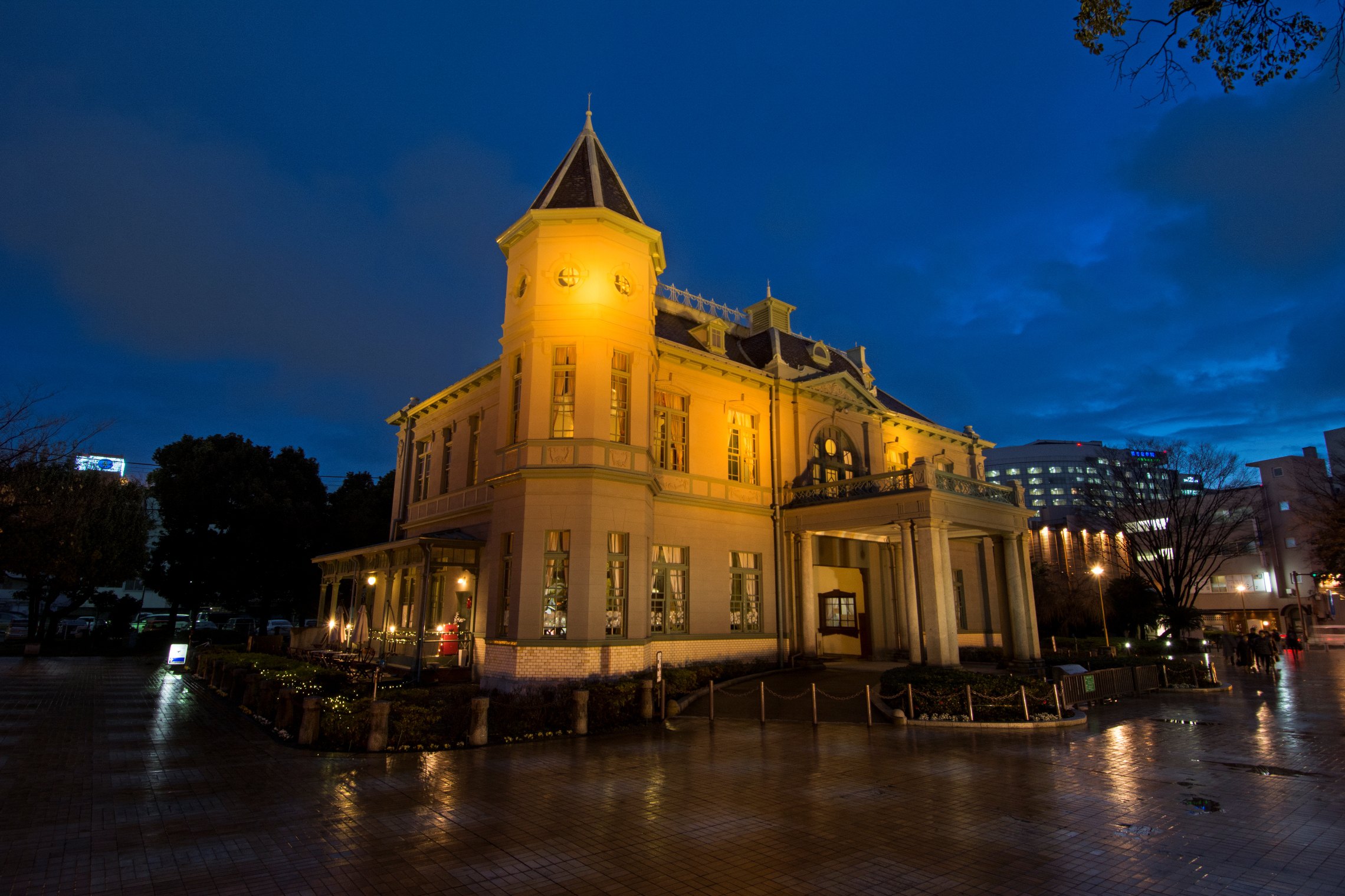 旧福冈县公会堂贵宾厅旅游景点攻略图