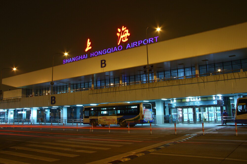 晚上上海虹桥机场照片图片
