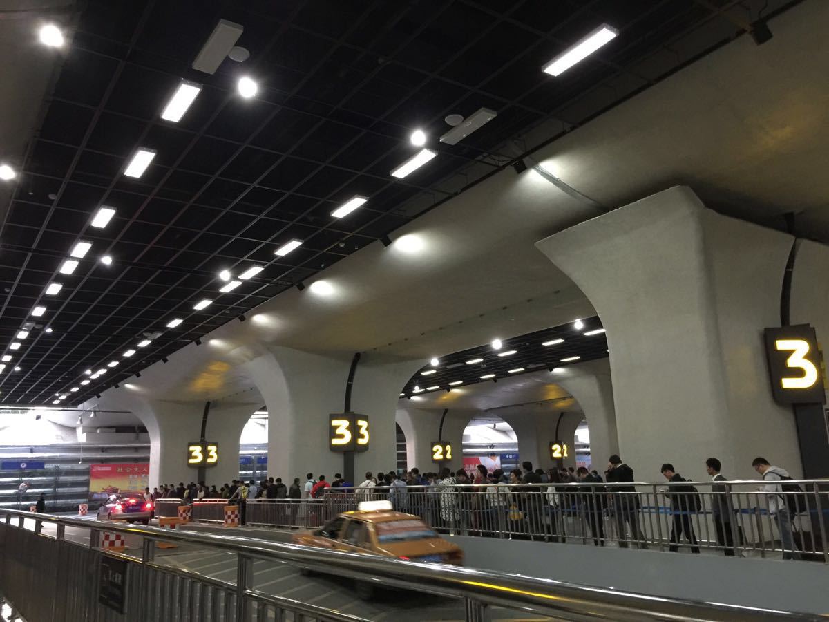 【携程攻略】合肥南站，合肥南站建的非常好，特别大，而且出租车位置非常有特色。