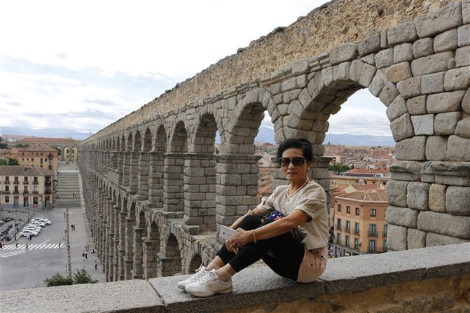 参观西班牙国家名片:塞戈维亚古罗马引水渠!西