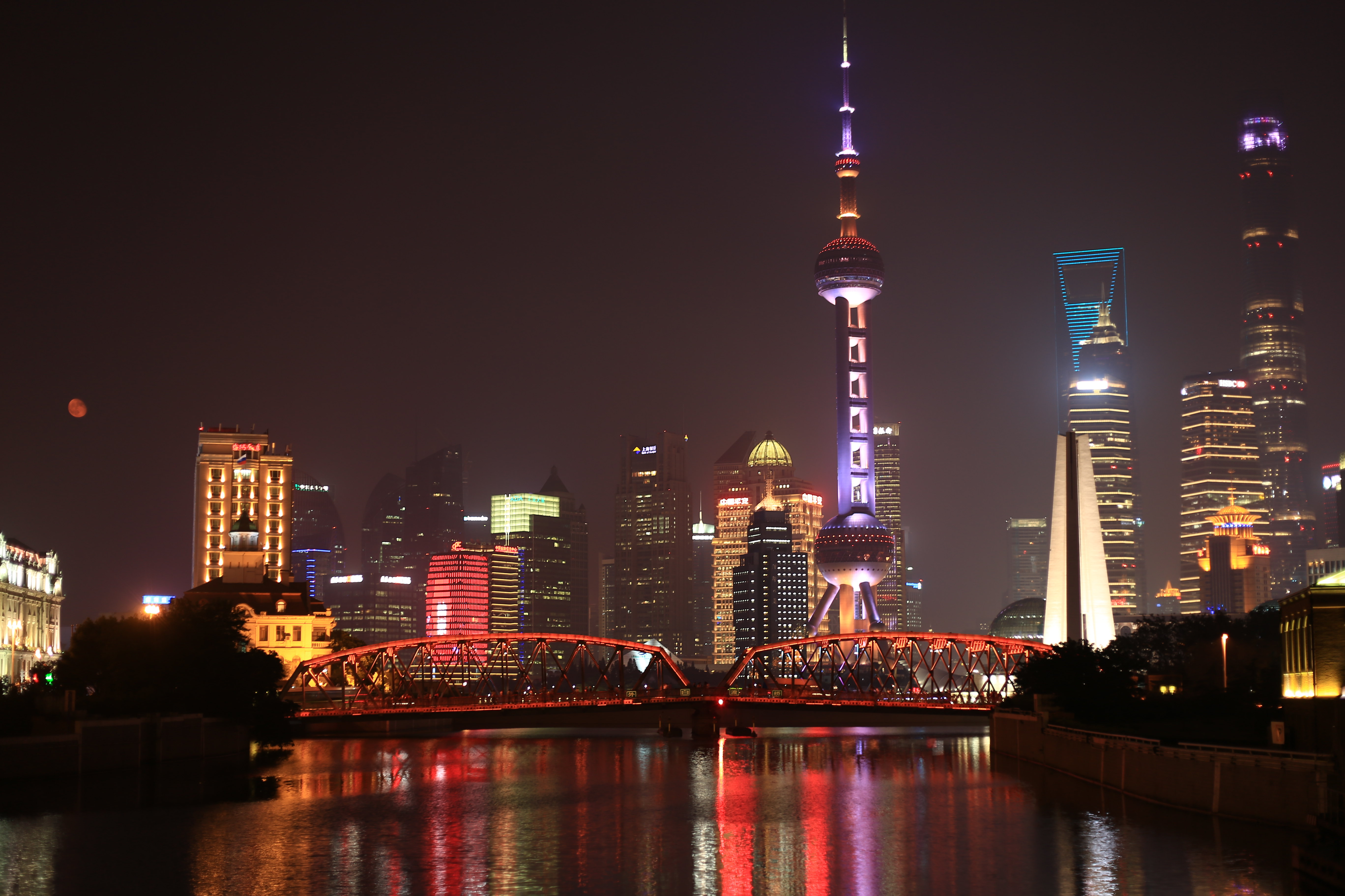 上海东方明珠夜景夜晚图片