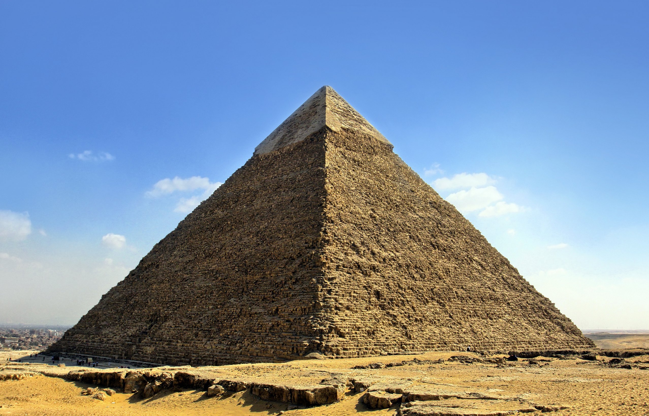 门卡乌拉金字塔图片