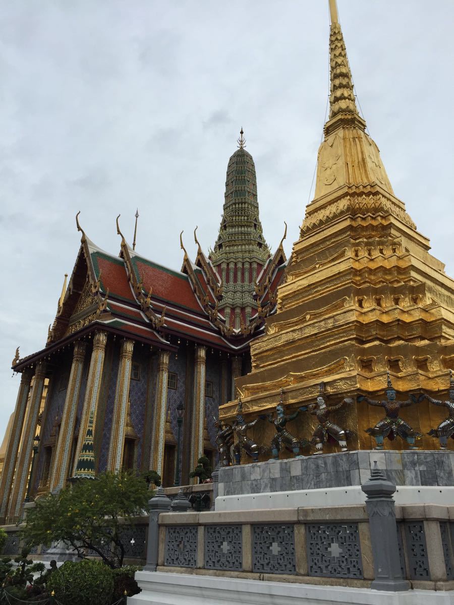 曼谷的旅游景点玉佛寺_【曼谷的旅游景点玉佛寺有哪些】