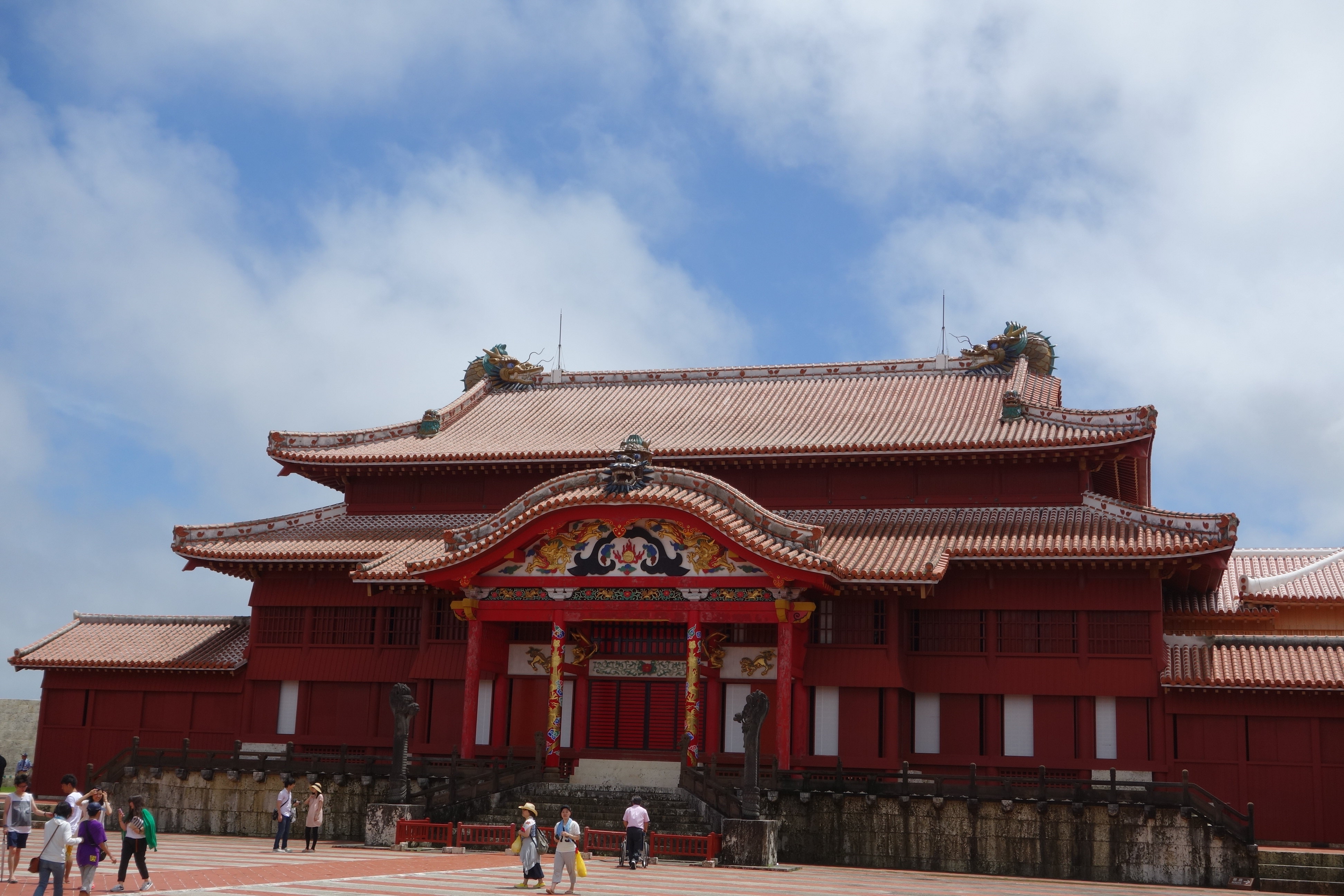 【携程攻略】那霸首里城适合家庭亲子旅游吗,首里城家庭亲子景点推荐