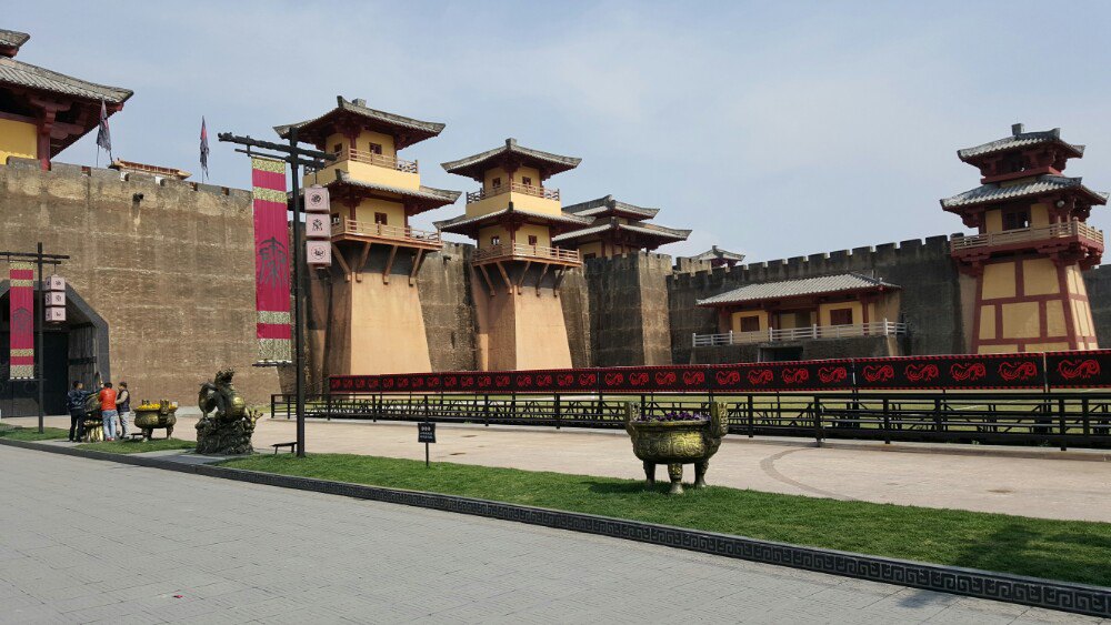 【携程攻略】浙江秦王宫景区景点,很雄伟,霸气,值得一看!感受大秦王朝