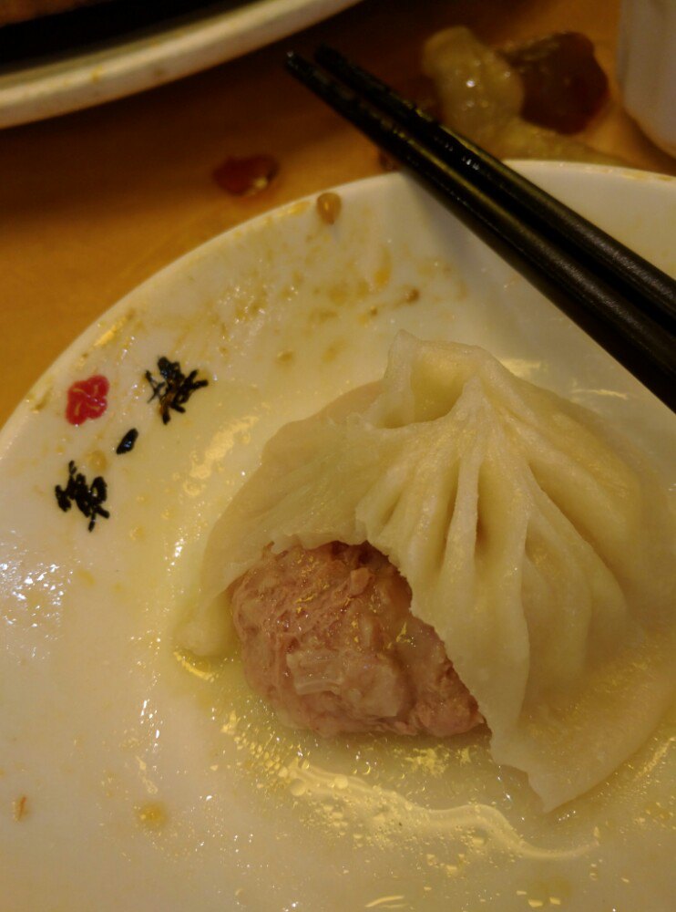 【携程美食林】开封第一楼(寺后街店)餐馆,包子还可以,吃过了.