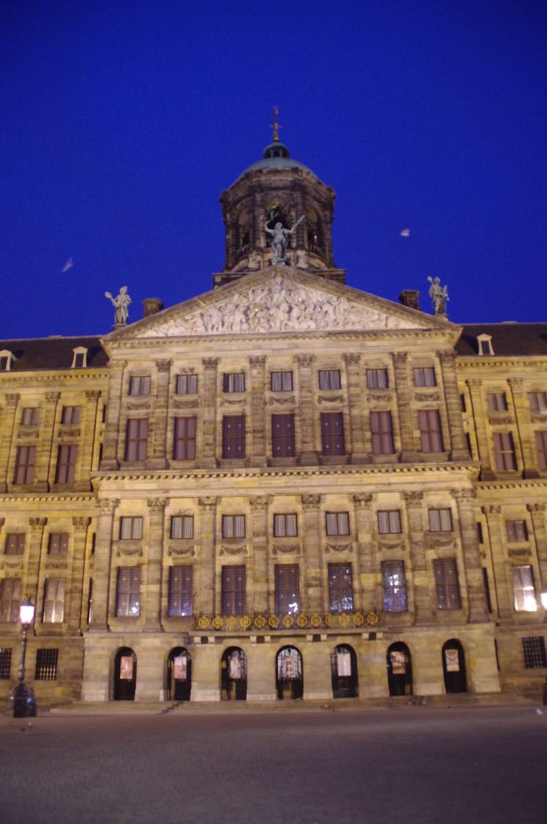 布鲁塞尔大广场市政厅图片