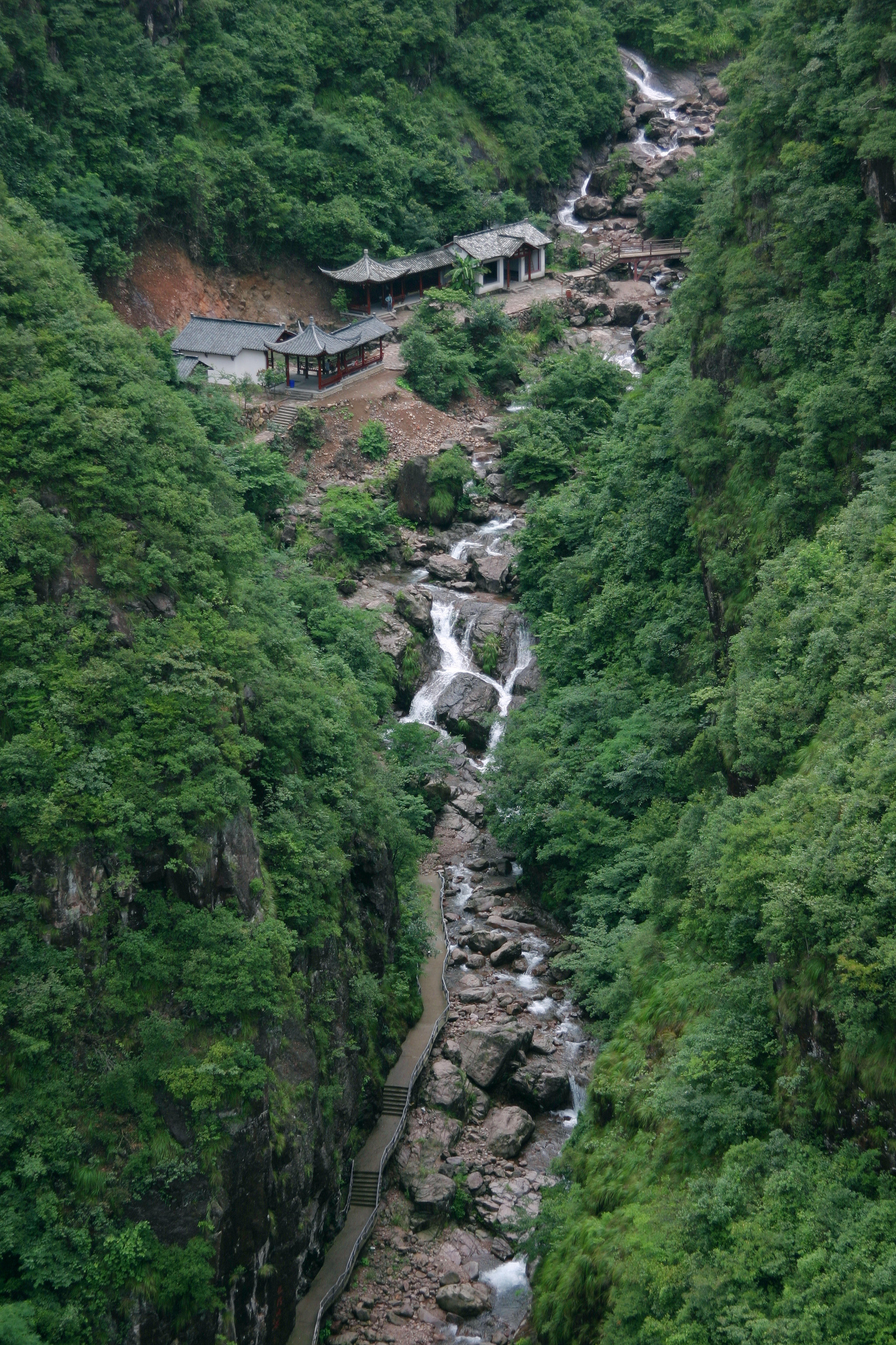 衢州龙门峡谷风景区图片