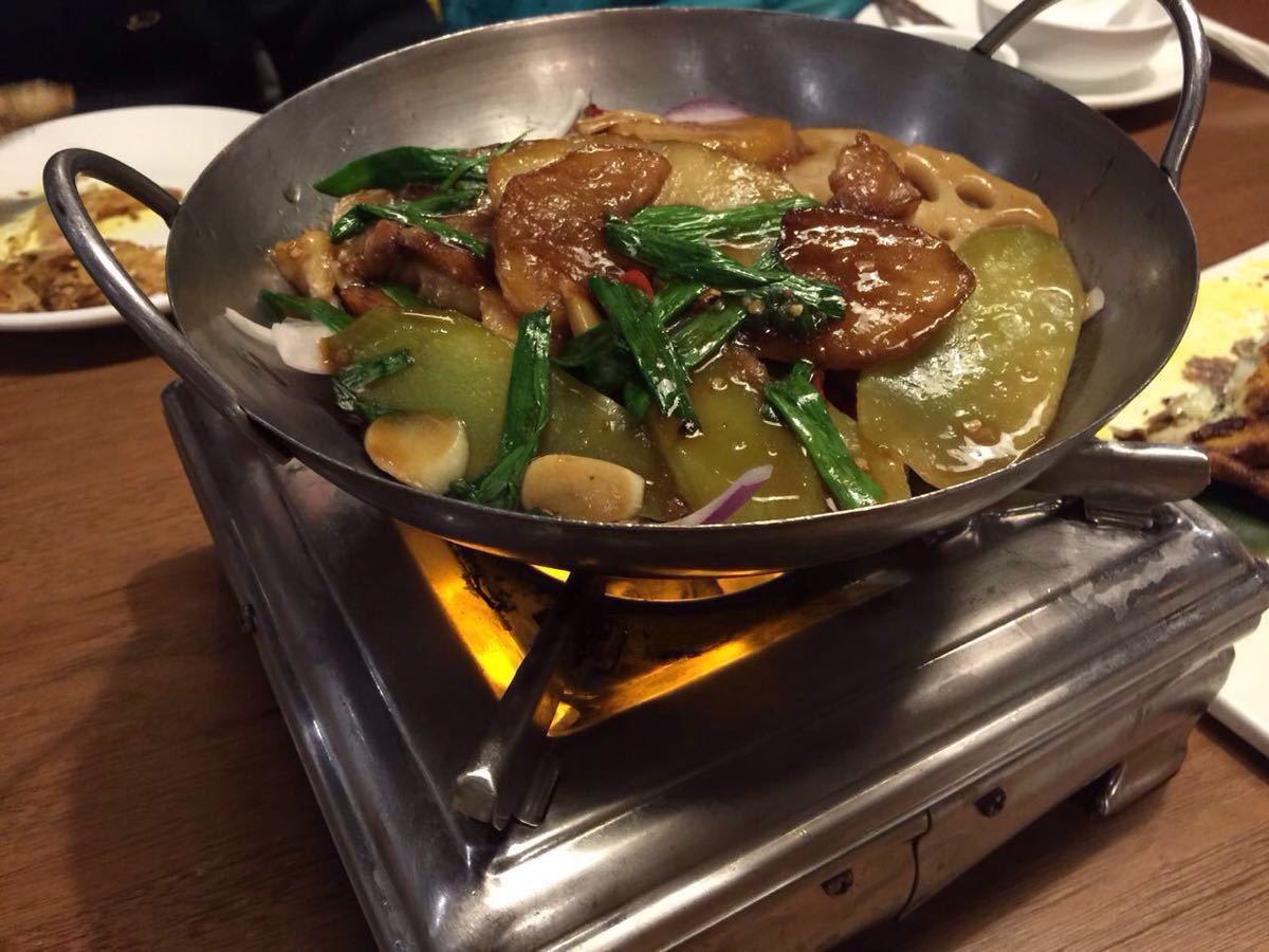【携程美食林】北京绿茶餐厅(财富购物中心店)餐馆,一到财富中心就能