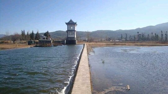 拉市海竹筏逍遥游