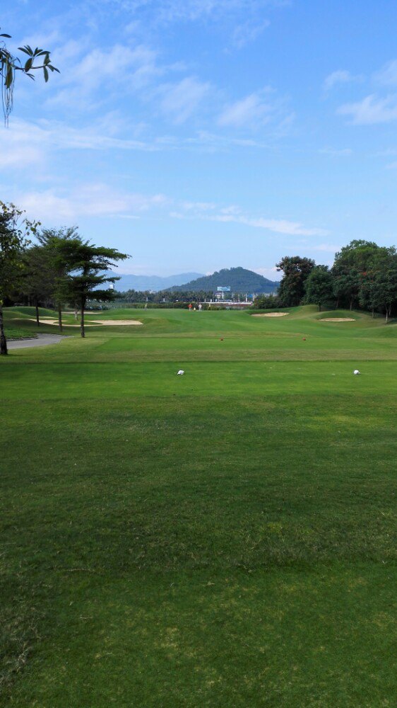 三亚清水湾高尔夫球场图片