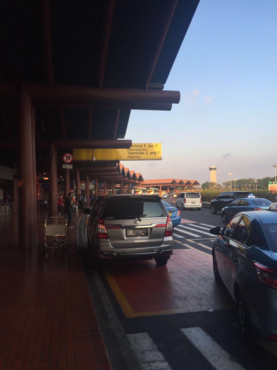 苏加诺-哈达国际机场