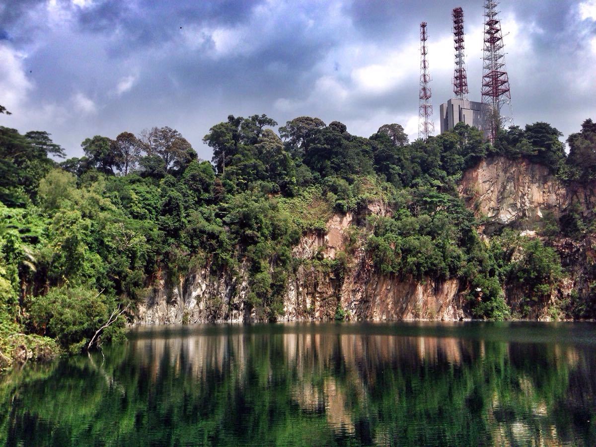 【携程攻略】新加坡武吉知马天然保护区景点,很低的山,高163米,站在