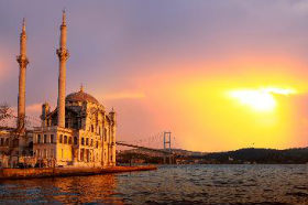 伊斯坦布尔，东西方文明的交汇