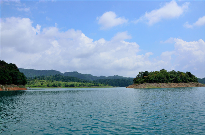 擺龍湖景區(紅旗水庫)