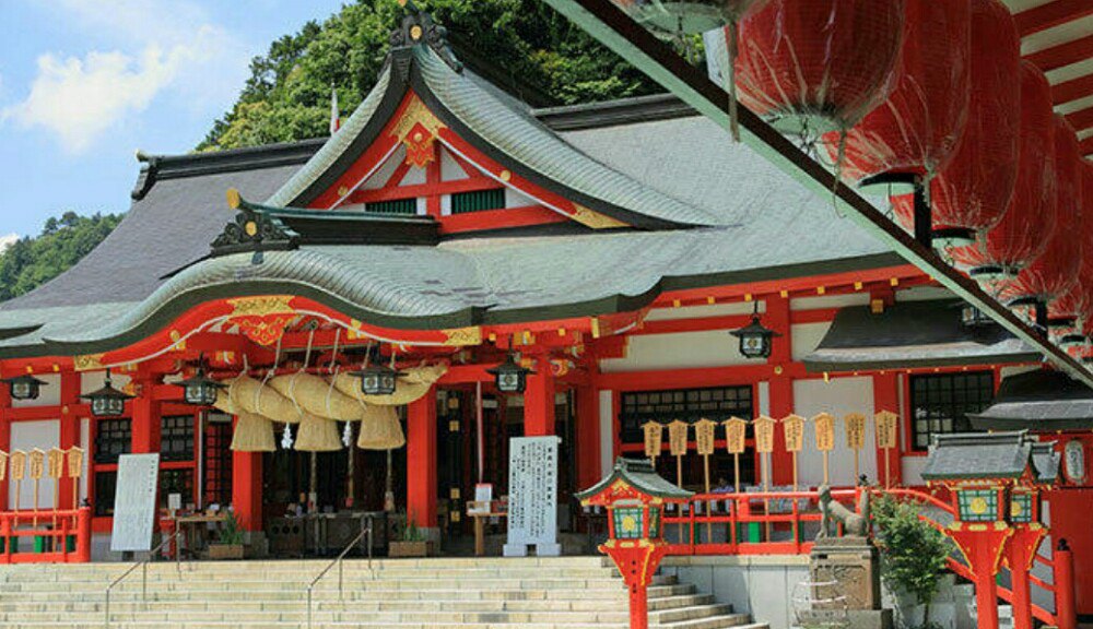 【携程攻略】近畿地方伏见稻荷大社景点,很多都是大社会贡献的,类似