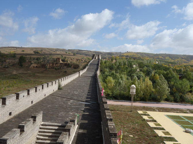 右玉人口_右玉北街黄米女图片