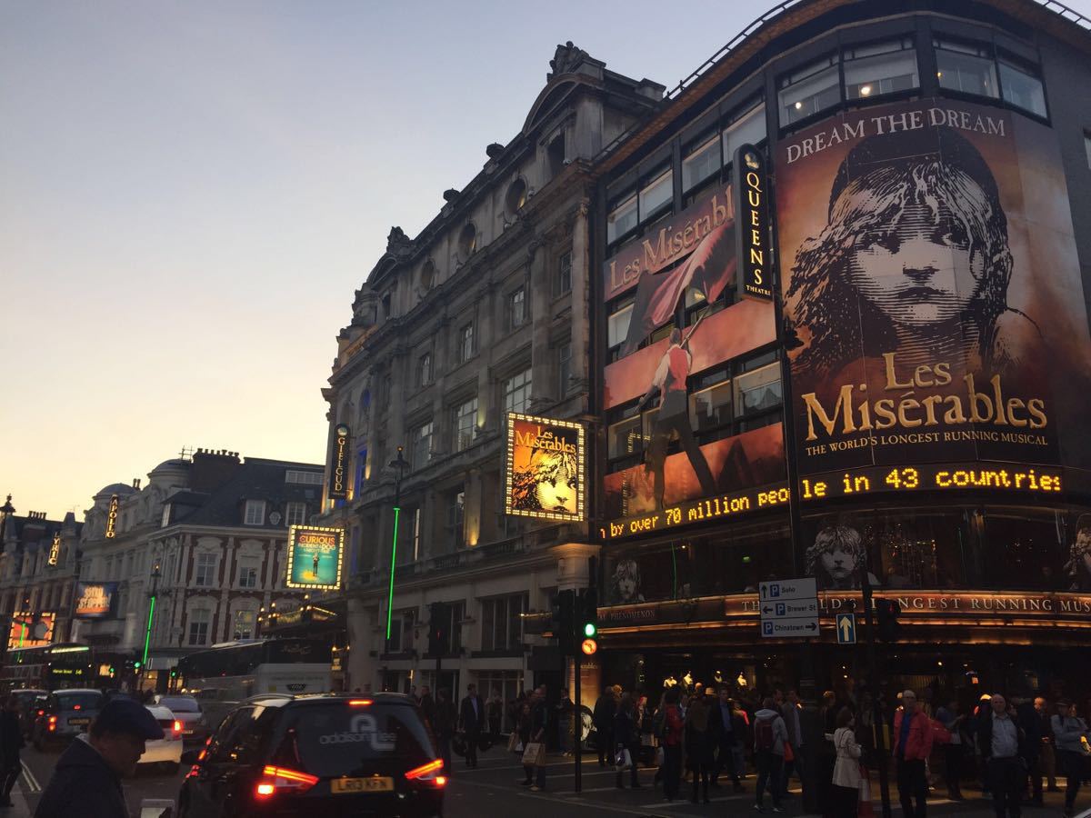 来伦敦一定要去看一次音乐剧
