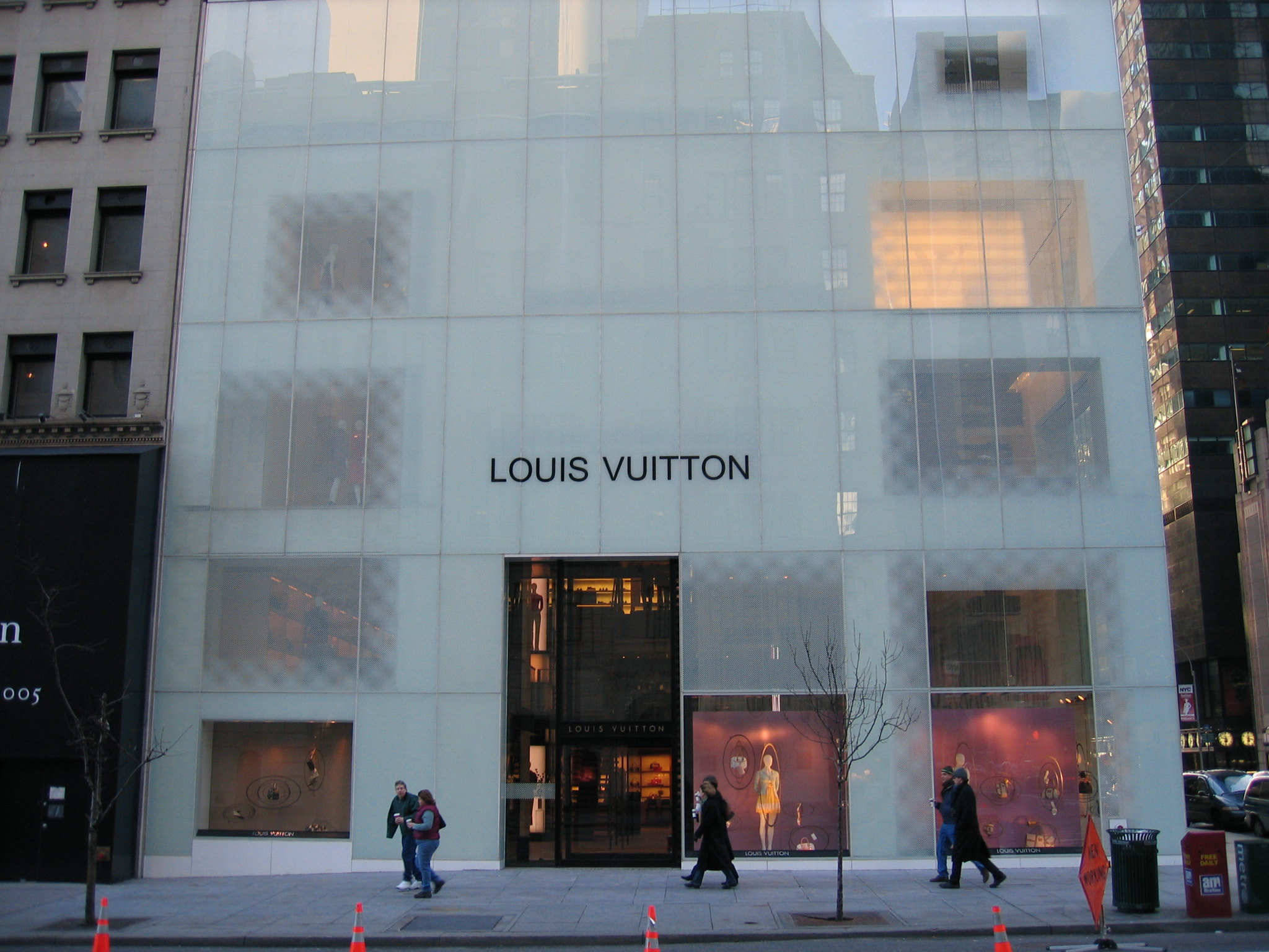 路易·威登(纽约saks百货店)