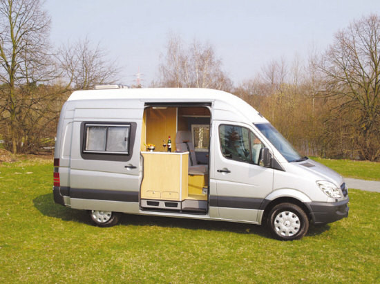 CggYHVbBfYiAUrERAAEcxVdF-CM163_R_1024_10000_Q90.jpg?proc=autoorient