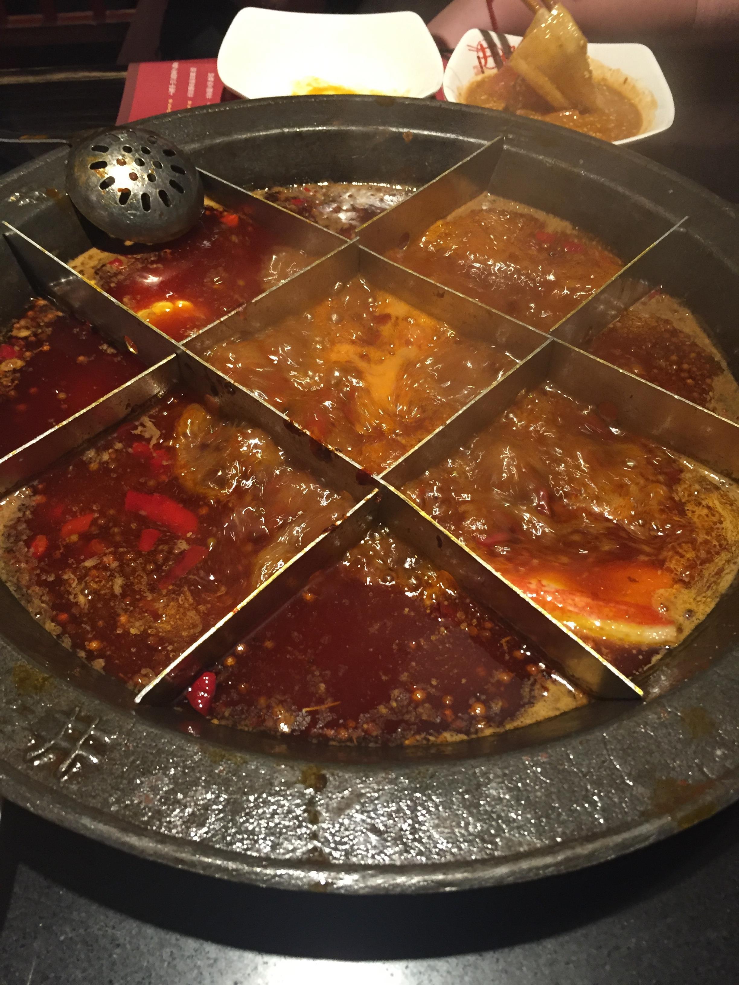 2023井格重庆火锅(顺义华联店)美食餐厅,终于吃到九宫格了,味道很香.