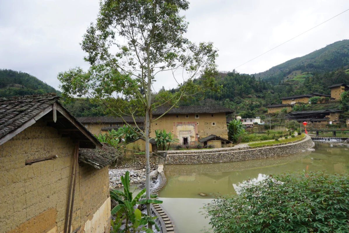 石橋村