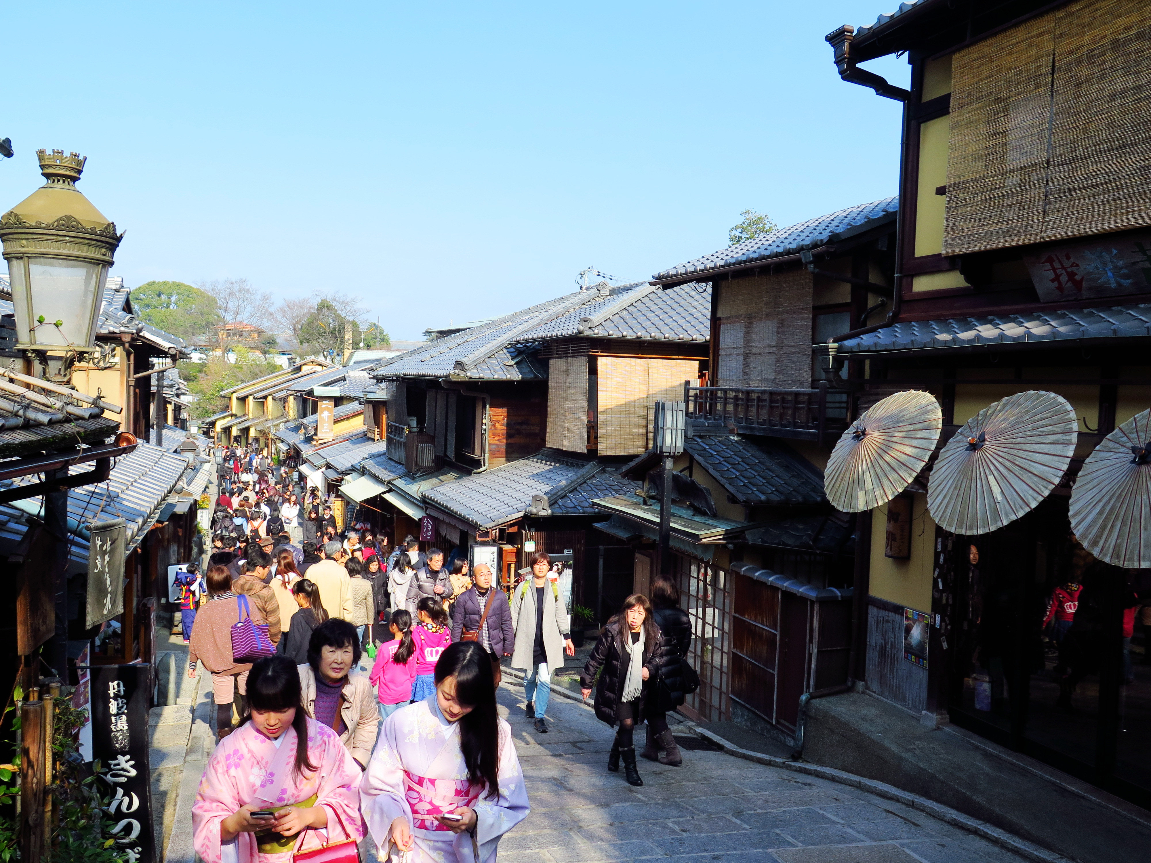 【携程攻略】京都三年坂二年坂景点,三年坂二年坂是垂直于清水坂的一