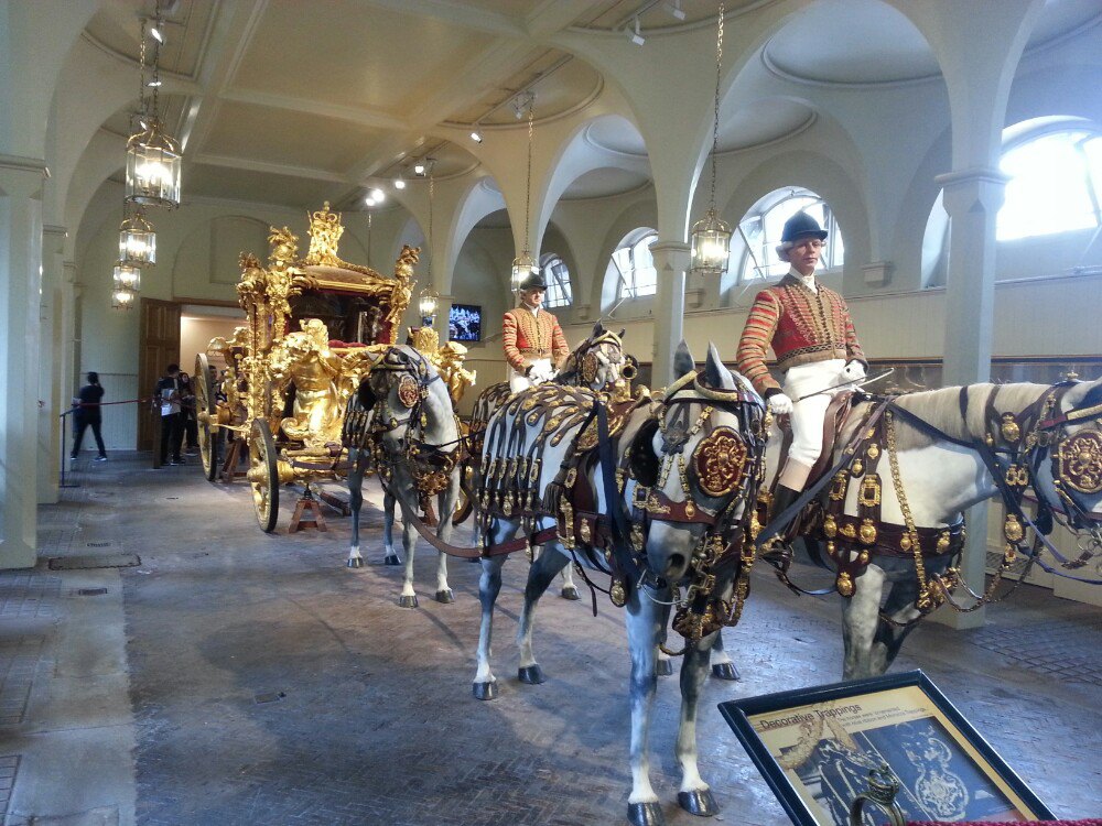 2019皇家马厩游玩攻略,可以看到王室的各个时代的景. 【去哪儿攻略】