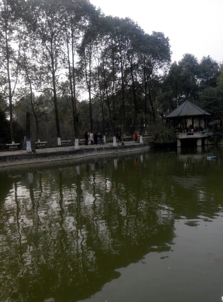 2022明十陵游玩攻略,湖泊景色很好,环境保护措施. 【去哪儿攻略】