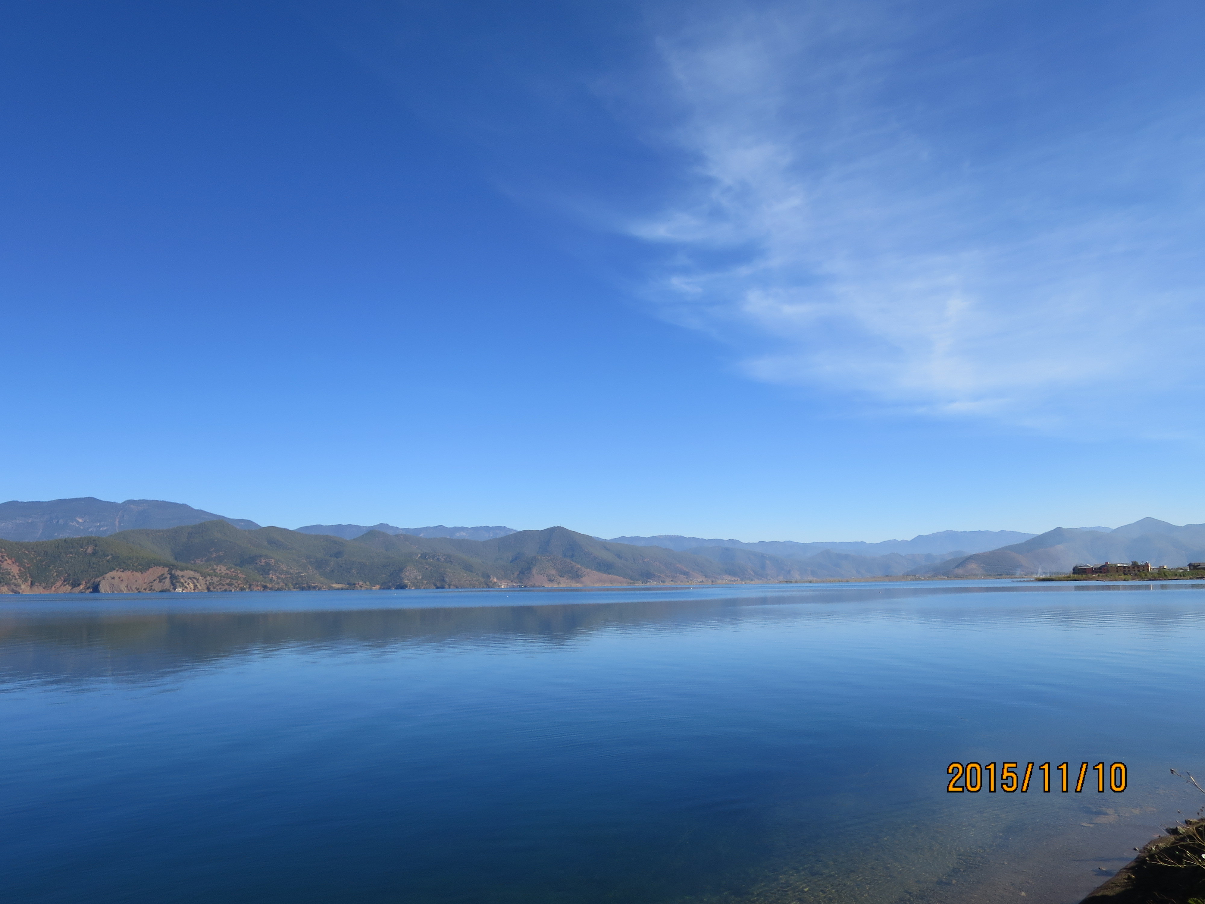 坐船游完瀘沽湖後,繼續前行,沿途有一些風景