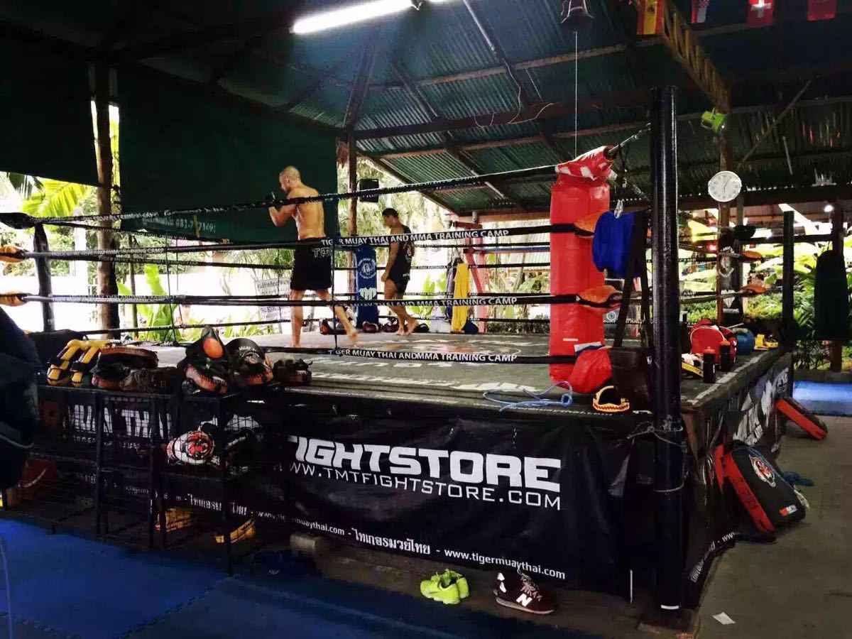 普吉岛芭东泰拳馆【泰拳表演】