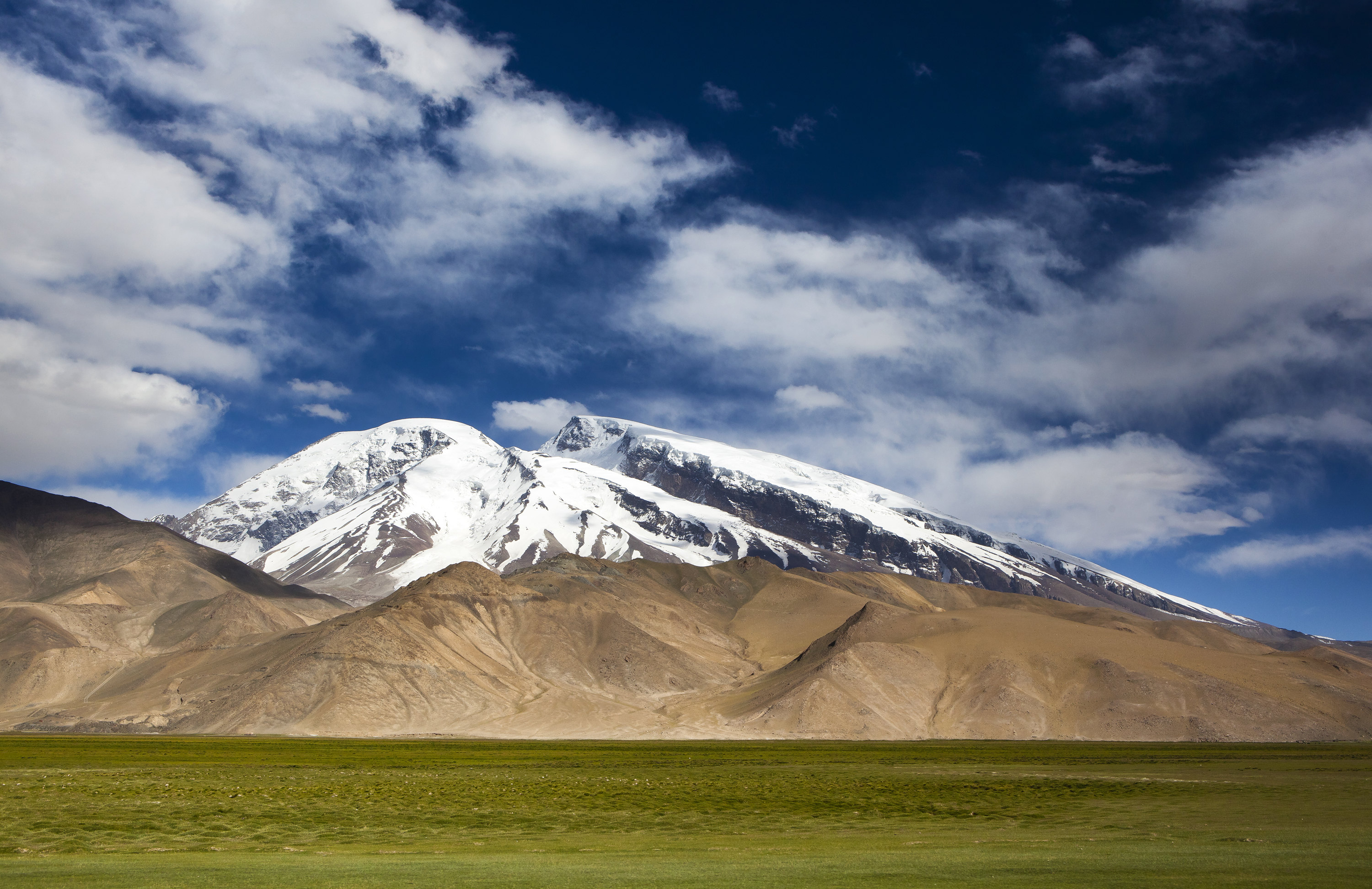02月14日克孜勒苏柯尔克孜天气预报:多云 气温: -7℃~-2