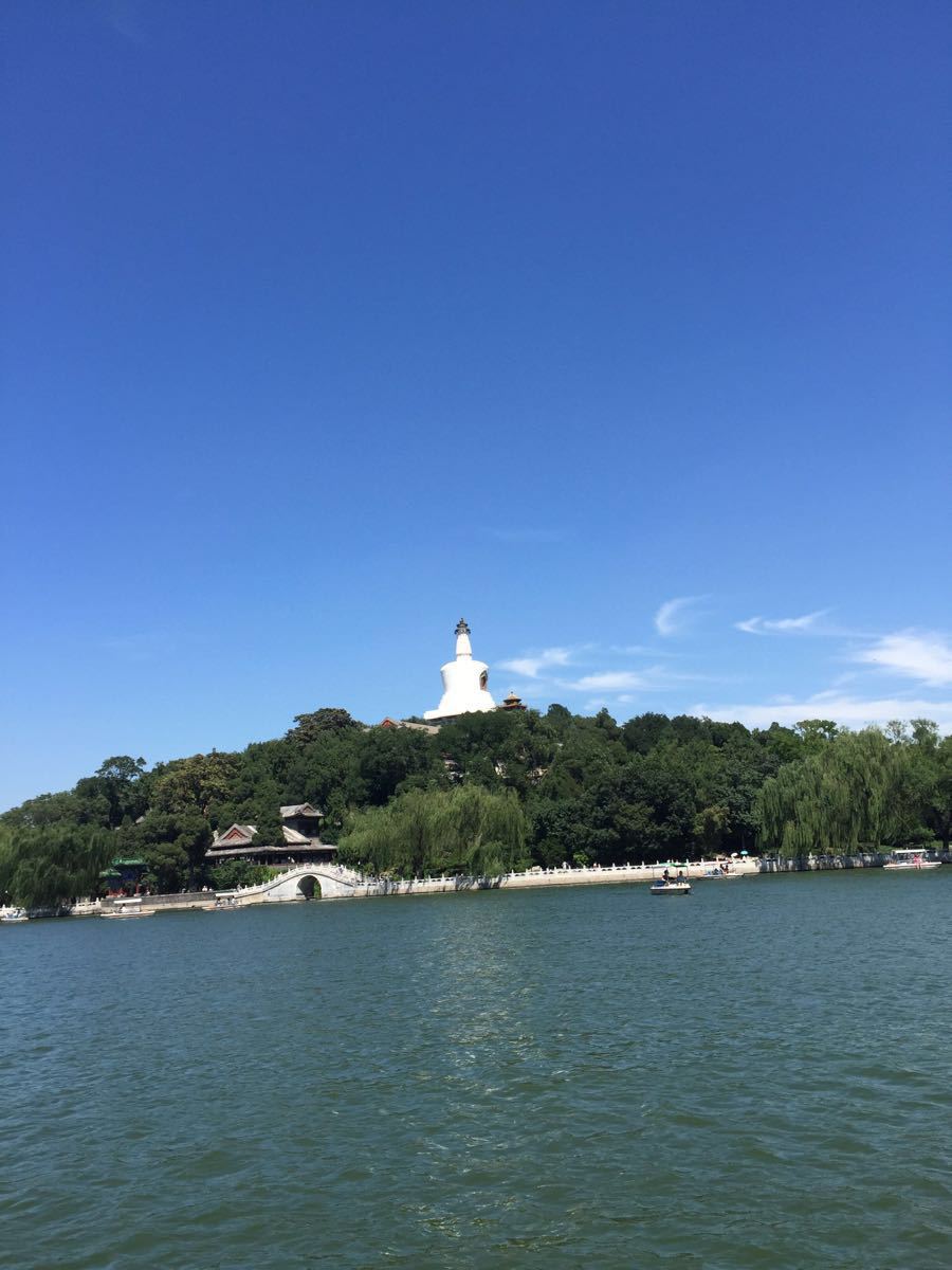 【攜程攻略】北京北海公園適合朋友出遊旅遊嗎,北海公園朋友出遊景點