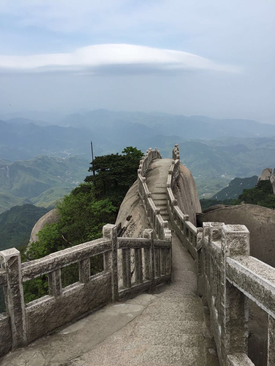 浏阳天柱峰图片