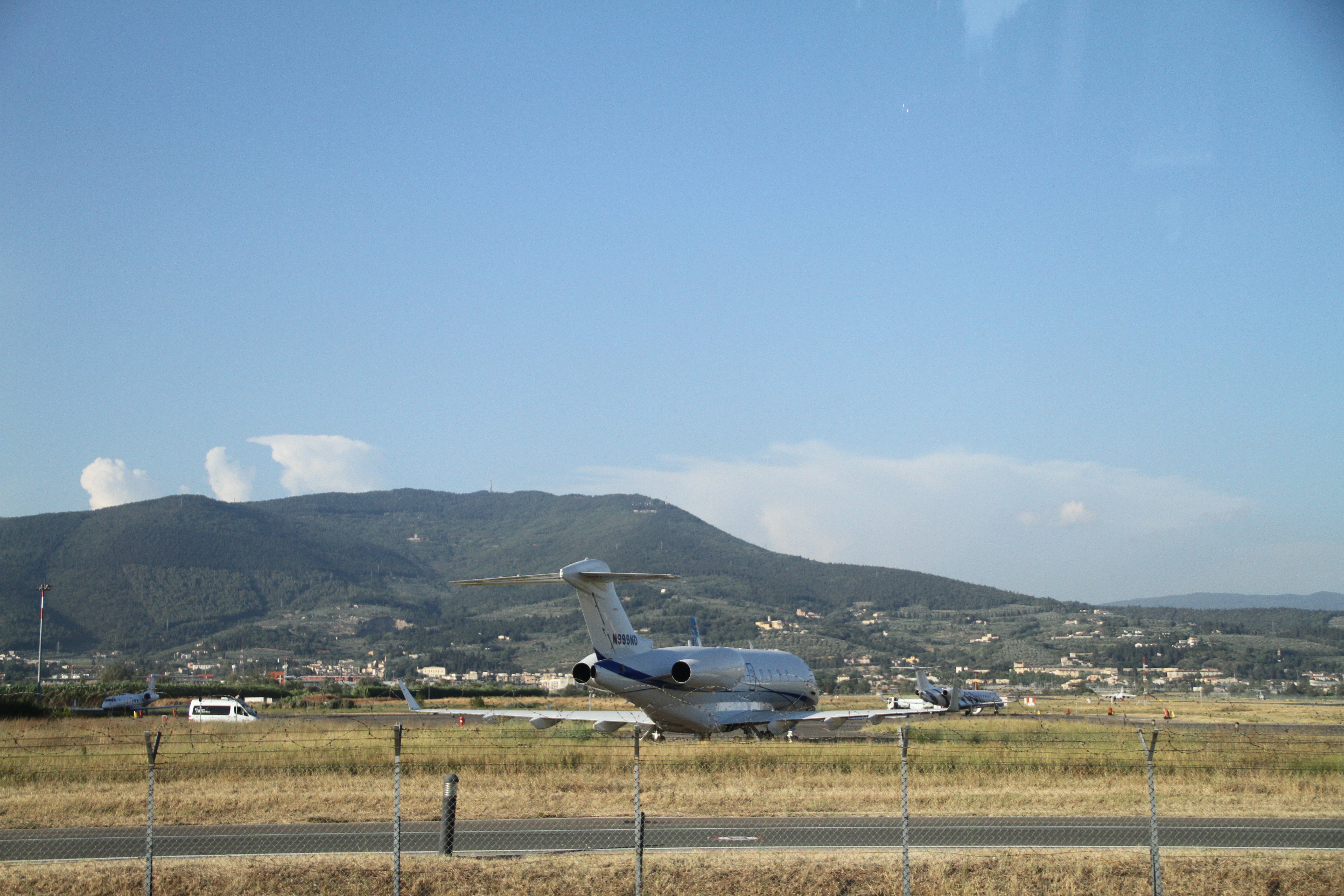 amerigo vespucci机场,离佛罗伦萨市区非常近的机场.