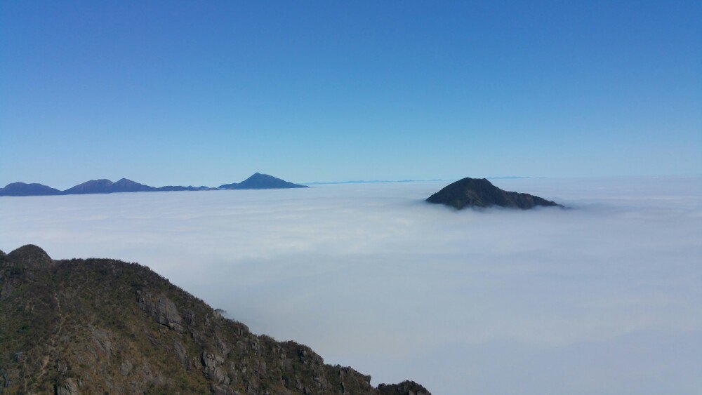 環境空氣質量非常好,山上杜鵑,吊鐘花到了2,3月肯定很漂亮