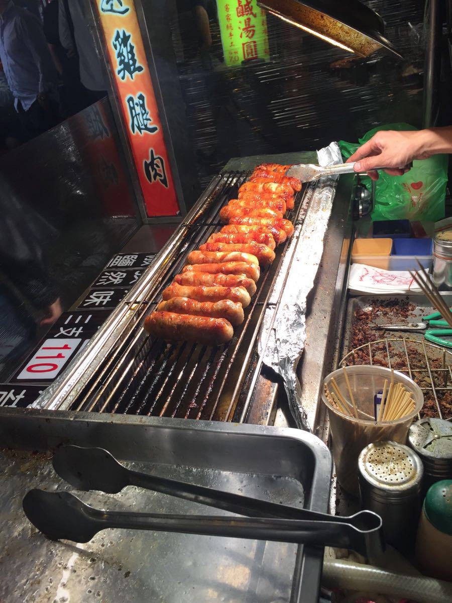【携程攻略】台北宁夏夜市景点,台湾游就是夜市游,台湾的白天都好宁静