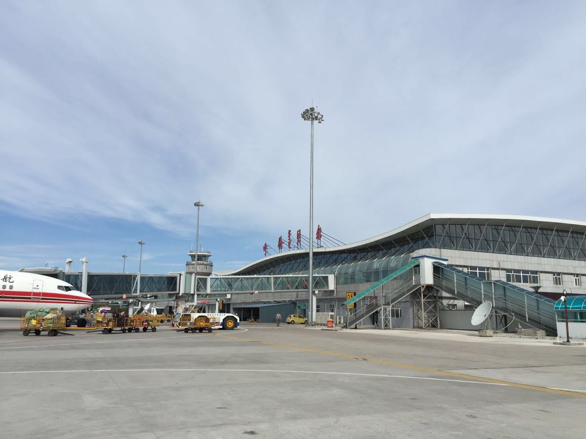 东山通勤机场图片