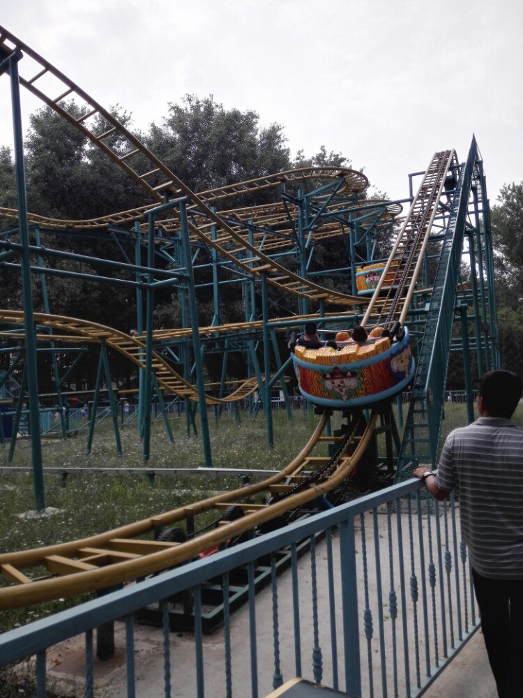 北京通州运河公园景点,景点免费很大一步一景有大型游乐场价位适中