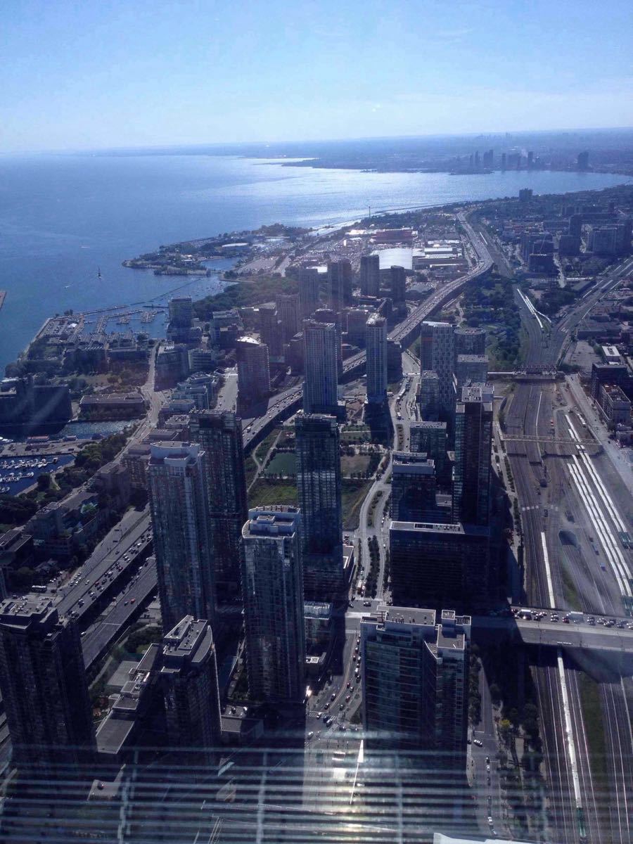 【携程攻略】多伦多加拿大国家电视塔景点,可以看到多伦多全景,排队二