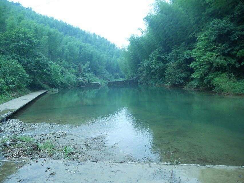 九宫山银河谷漂流图片