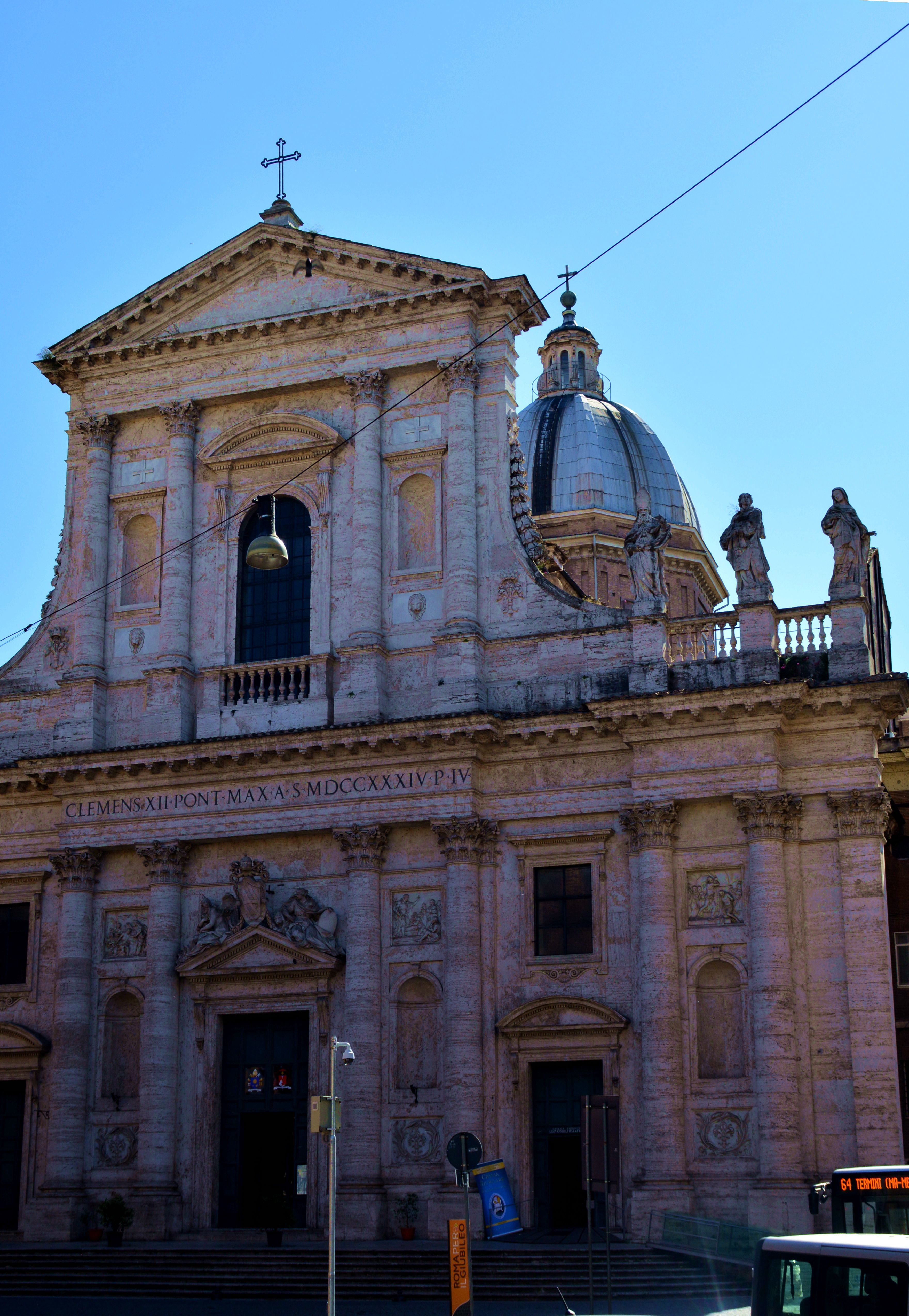 【携程攻略】罗马新教堂景点,这座新教堂,也叫:圣玛丽亚瓦利切拉大