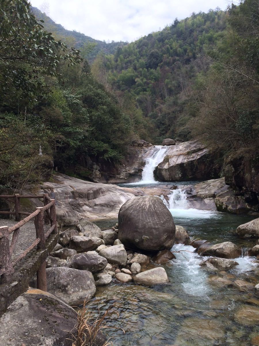 大鄣山臥龍谷