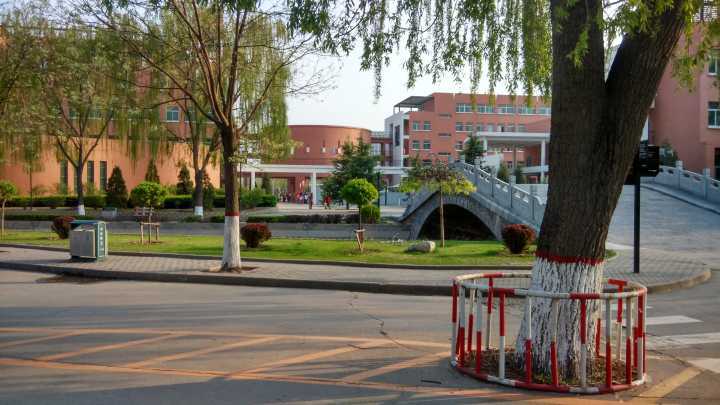 山西大学