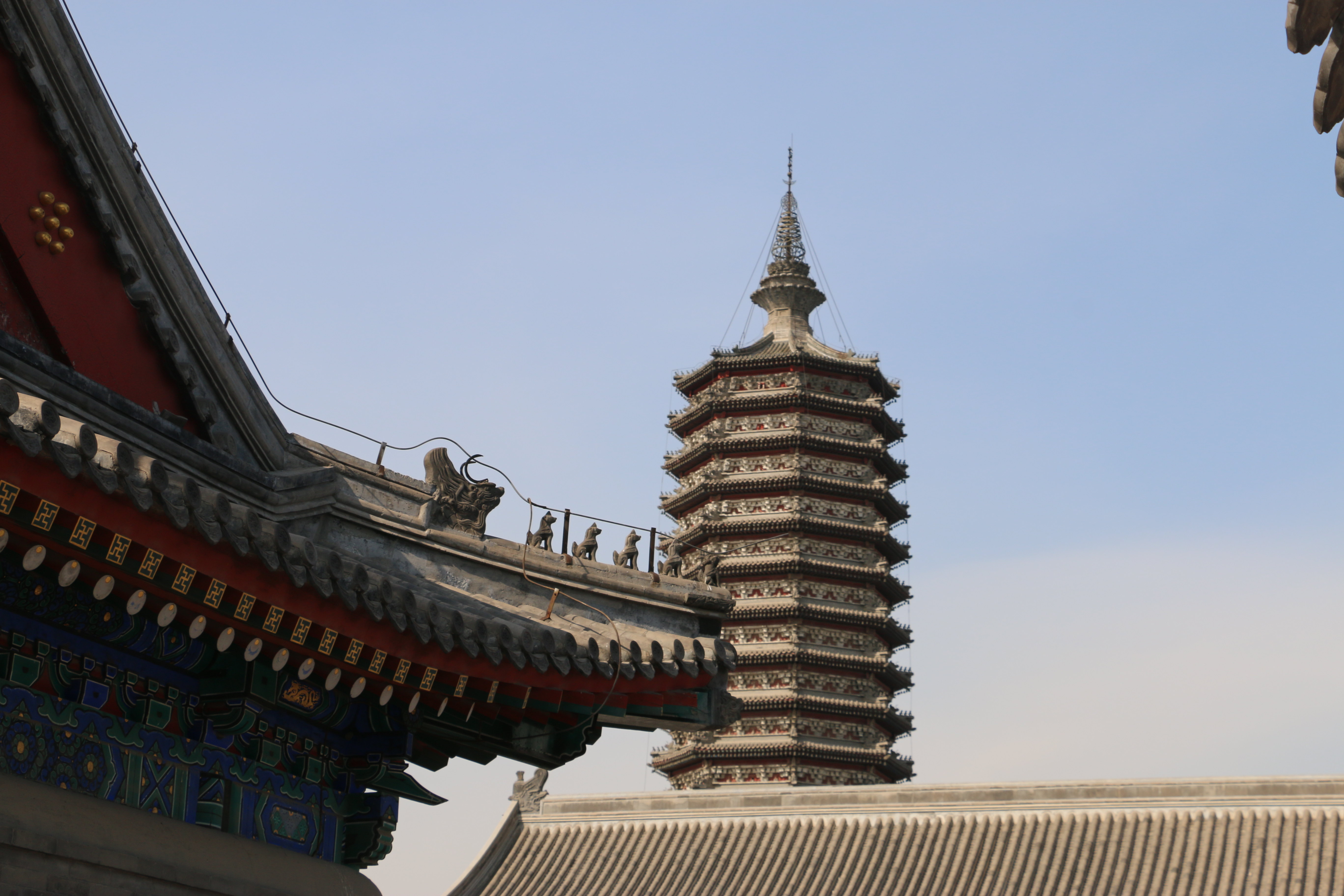 区旧城北部的大成街北侧三教庙内是京杭大运河北端的标志通州八景之一