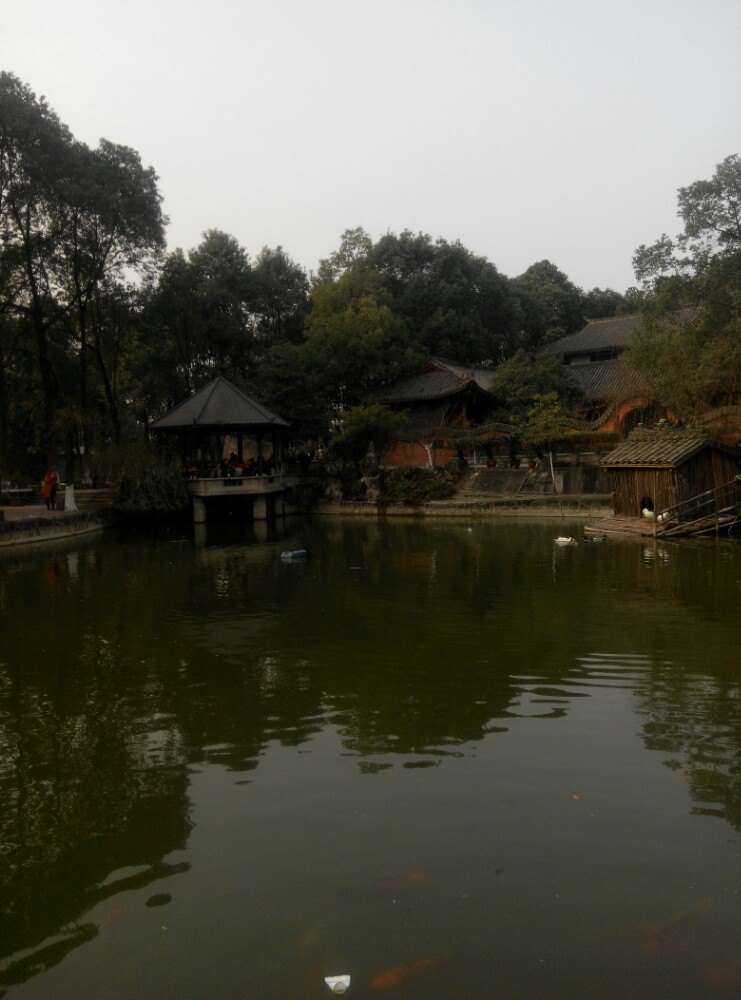 2022明十陵游玩攻略,湖泊景色很好,环境保护措施. 【去哪儿攻略】