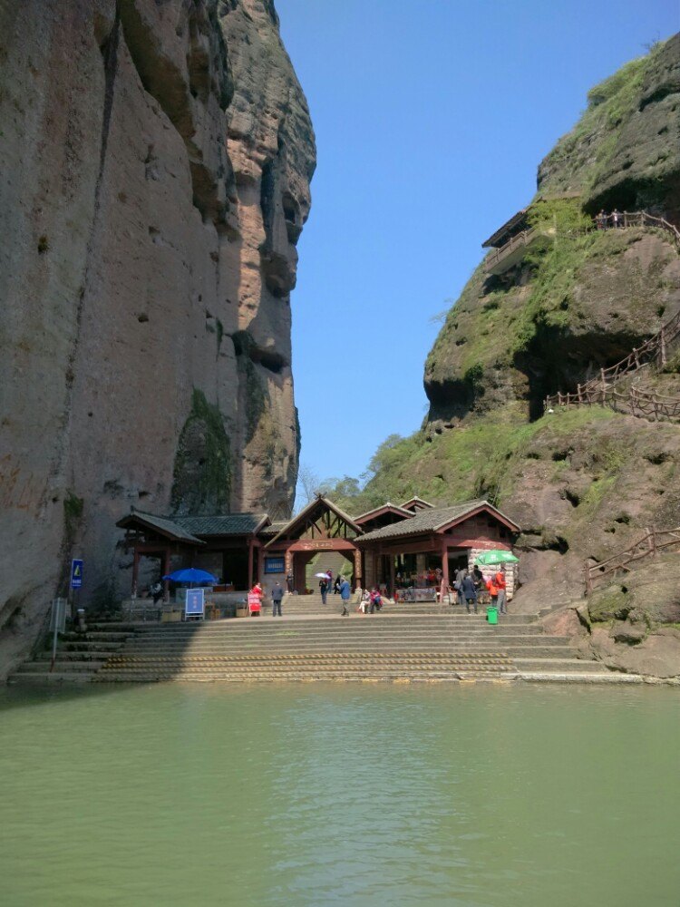 【携程攻略】龙虎山龙虎山风景区景点,円霞地貌,山青水秀.